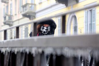 Arriva il freddo artico sull’Italia, neve anche a bassa quota: ecco dove e quando