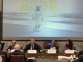 Spazio, Urso: “Con legge su space economy Italia protagonista”