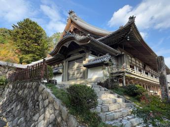 Un tempio Zen tra le montagne, in Giappone l’autunno è ‘qui e ora’