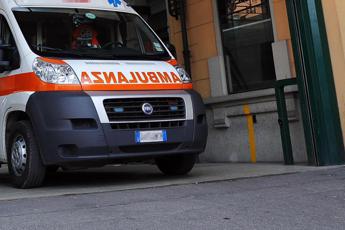 Incidente a Milano, travolta sulle strisce: 52enne gravissima